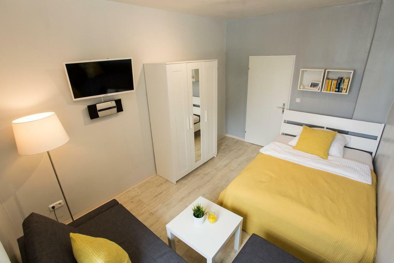 Ferienwohnung Raabstrasse ニュルンベルク エクステリア 写真